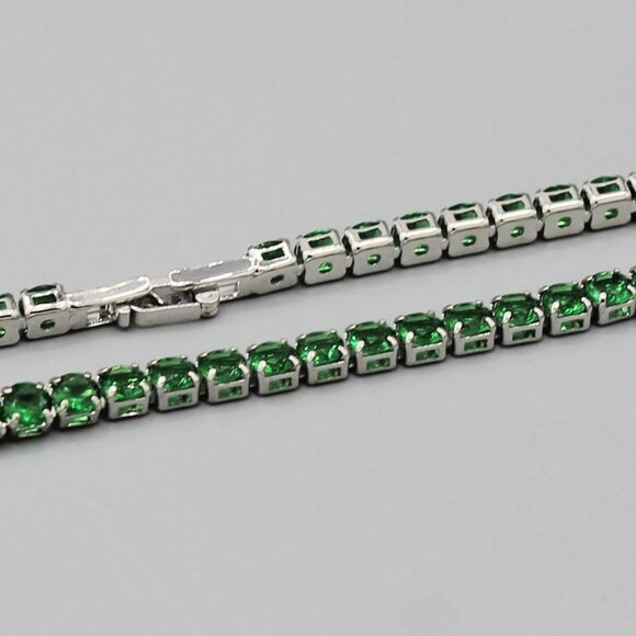 Jewelry bracelet silver tone with green stones sparkly adjustable fashion new - Picture 7 of 7